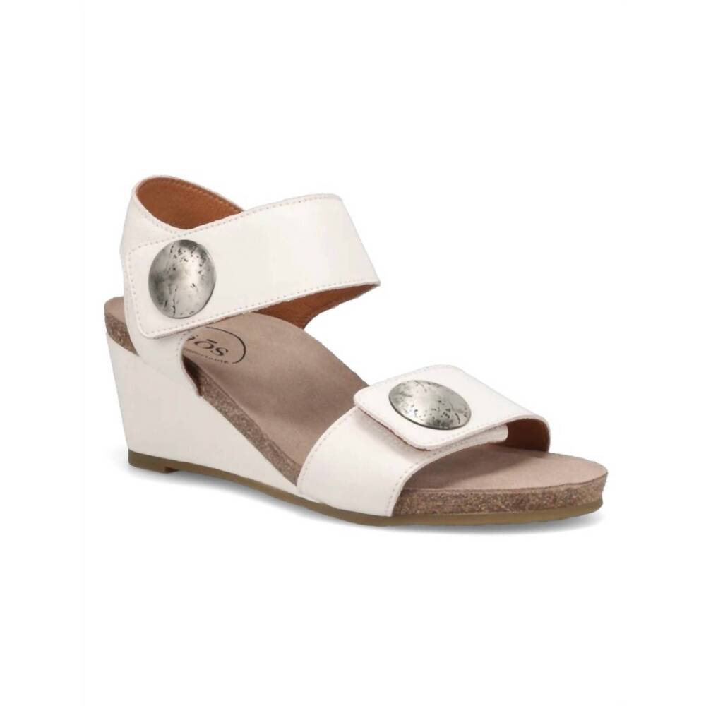 NEW TAOS women's carousel 3 sandals in white